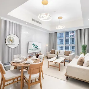 downtown-elegance-studio-1-bed-niche-apt-next-to-mall.dubaihotelsoffers.com/