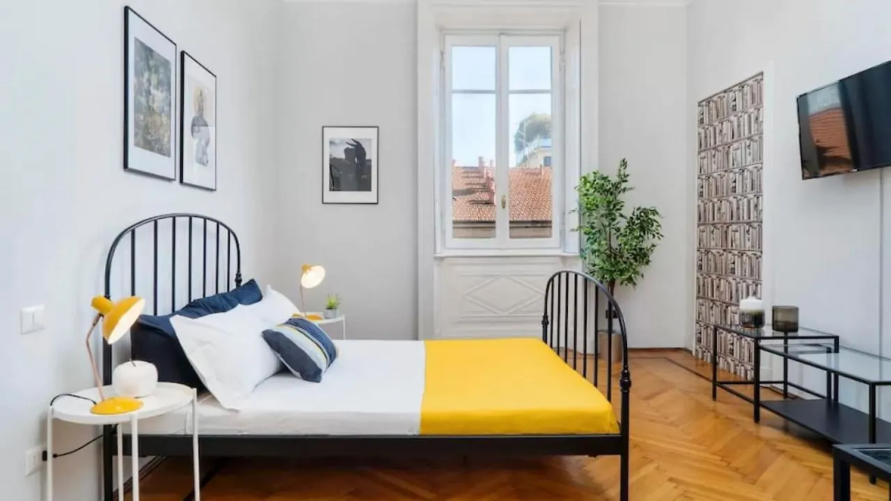 Italianway - Montello Apartment Milan Italy